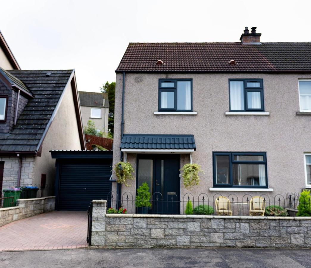 Lovely 2 Bed House In Pitlochry Exteriör bild